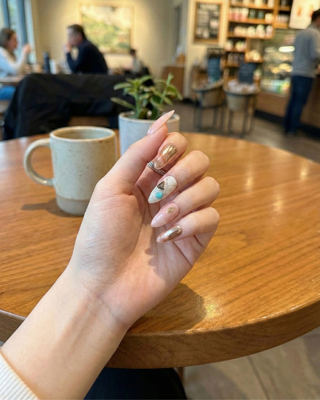 POWER LAUNCH: Professional Press-On Nails