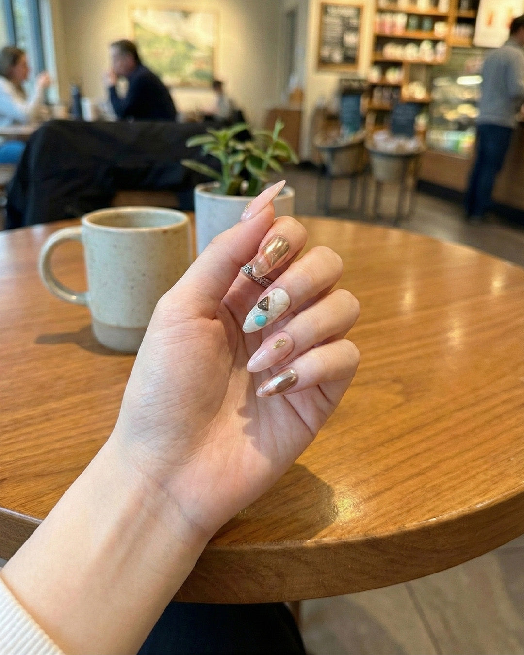 POWER LAUNCH: Professional Press-On Nails